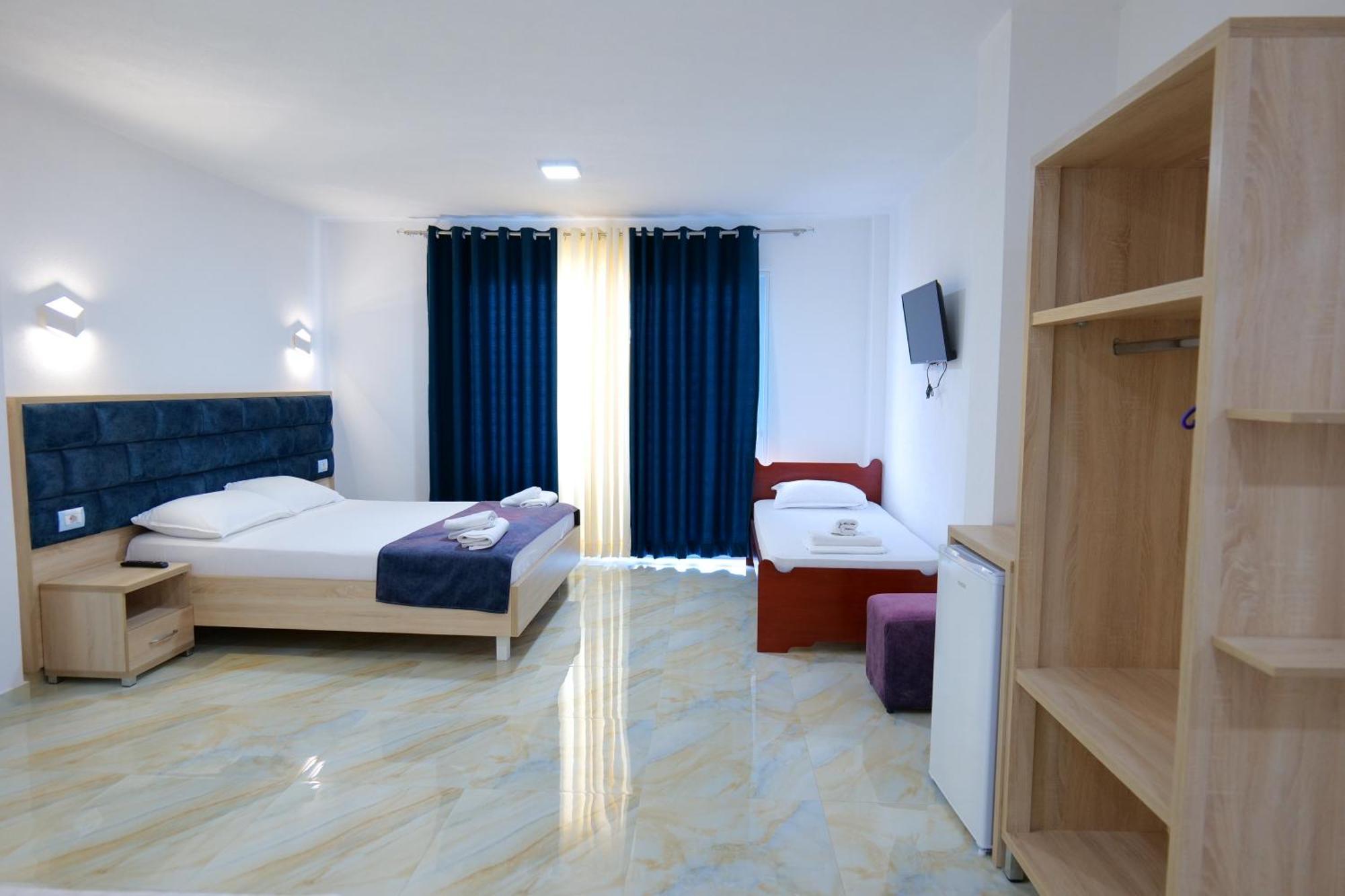Hotel Vathi Εξαμίλιο Εξωτερικό φωτογραφία