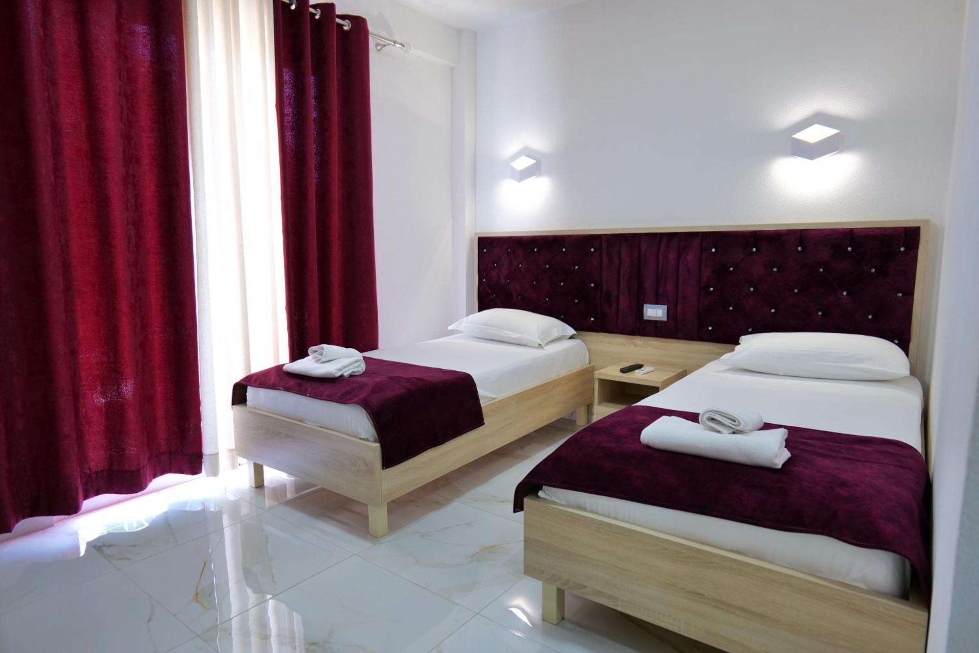 Hotel Vathi Εξαμίλιο Εξωτερικό φωτογραφία