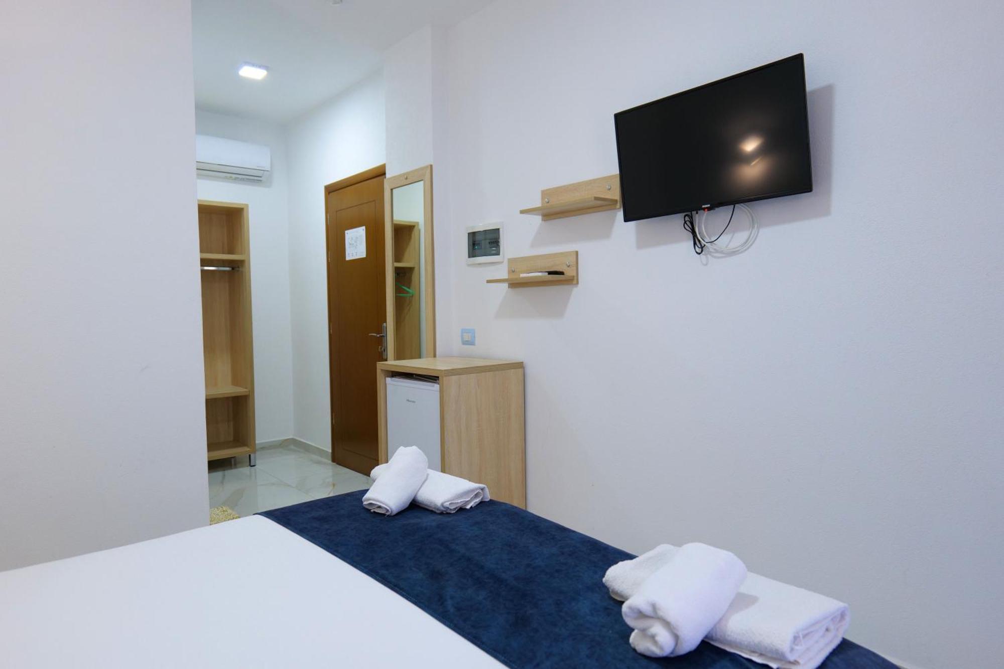 Hotel Vathi Εξαμίλιο Εξωτερικό φωτογραφία