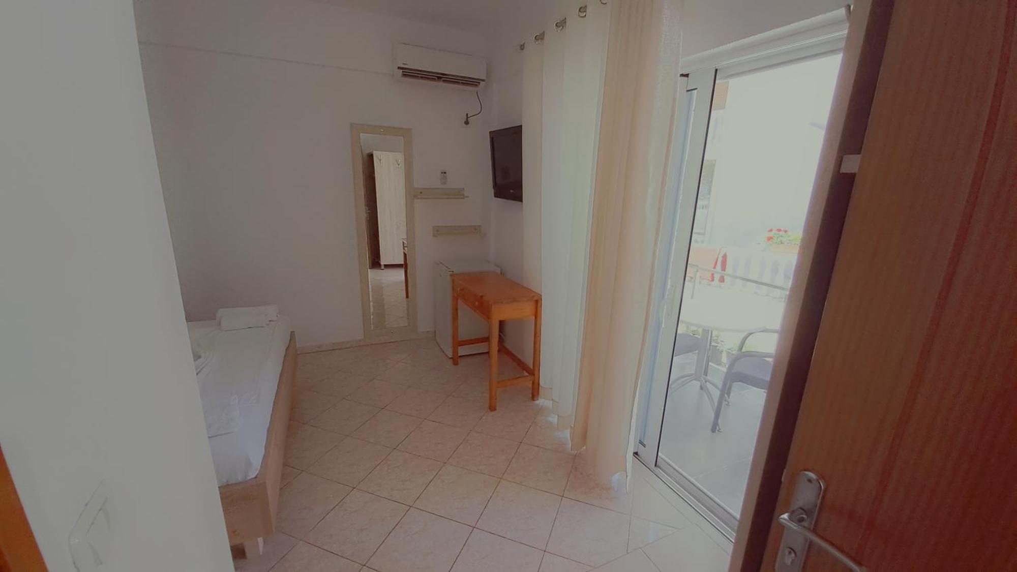 Hotel Vathi Εξαμίλιο Εξωτερικό φωτογραφία